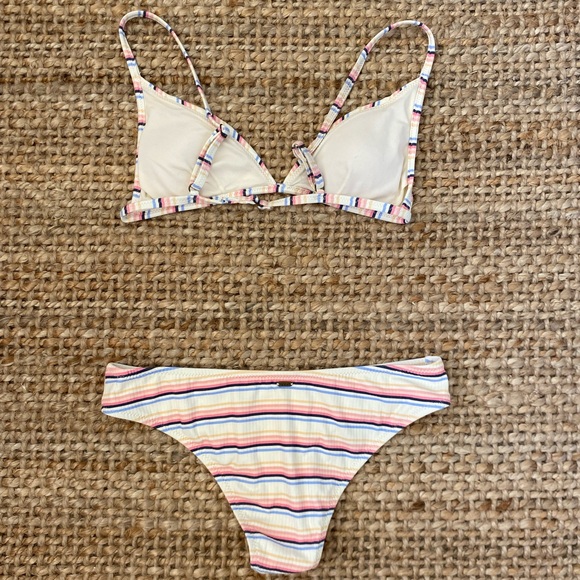 Rip curl striped bikini set - Picture 2 of 2